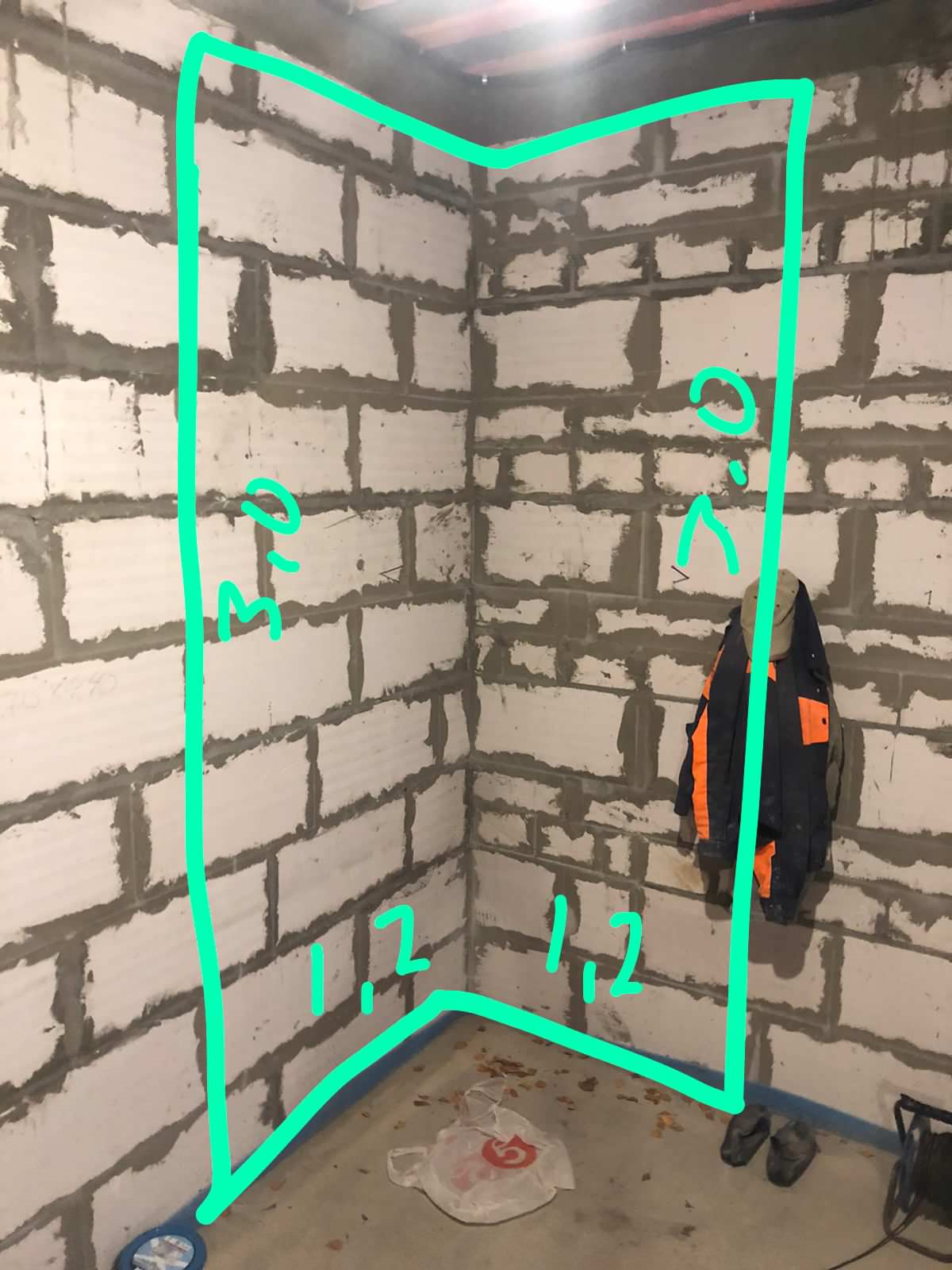 Изразцовый угол за печкой