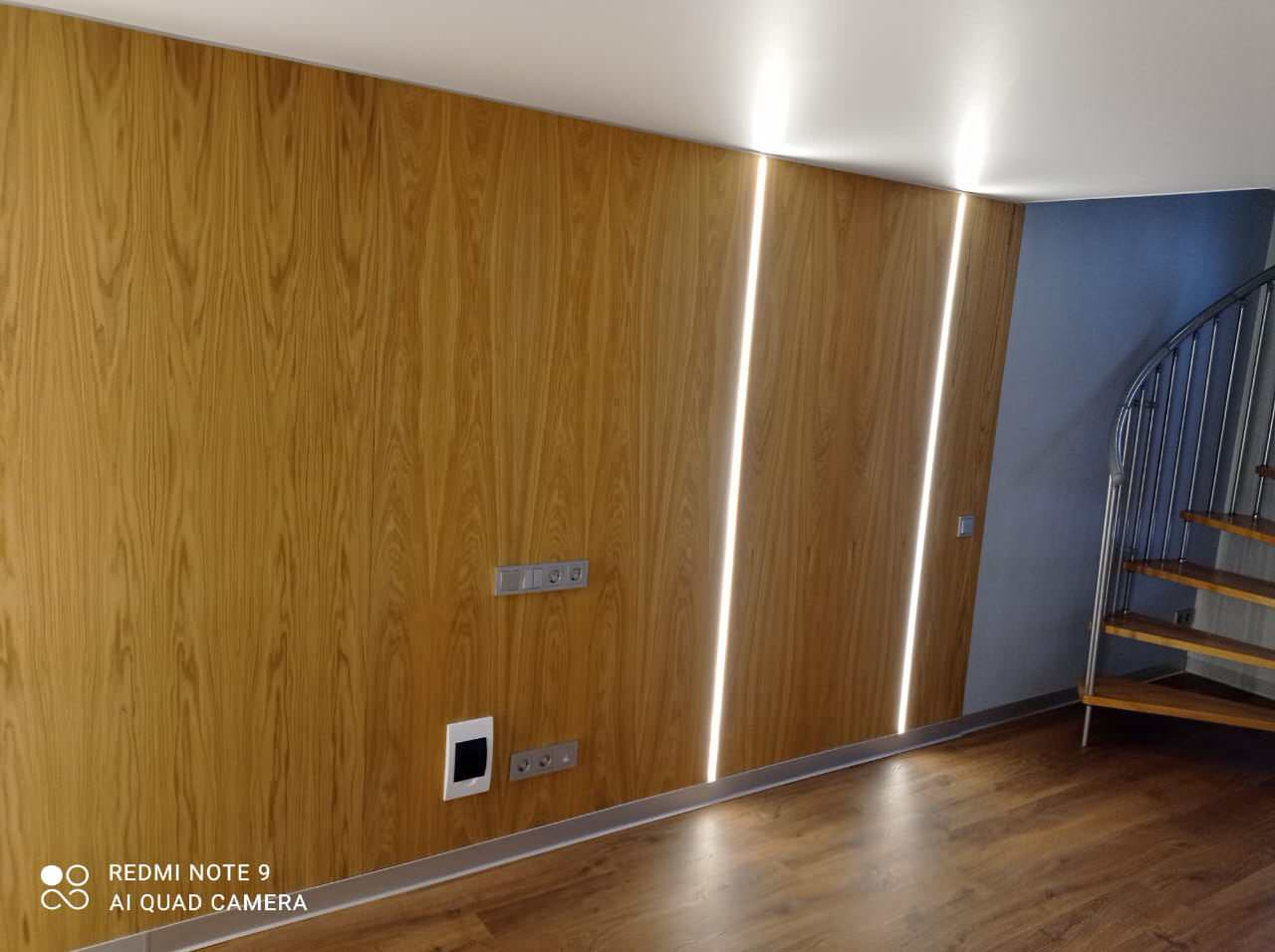 Дизайнерский ремонт офиса 45 м² с достройкой второго уровня