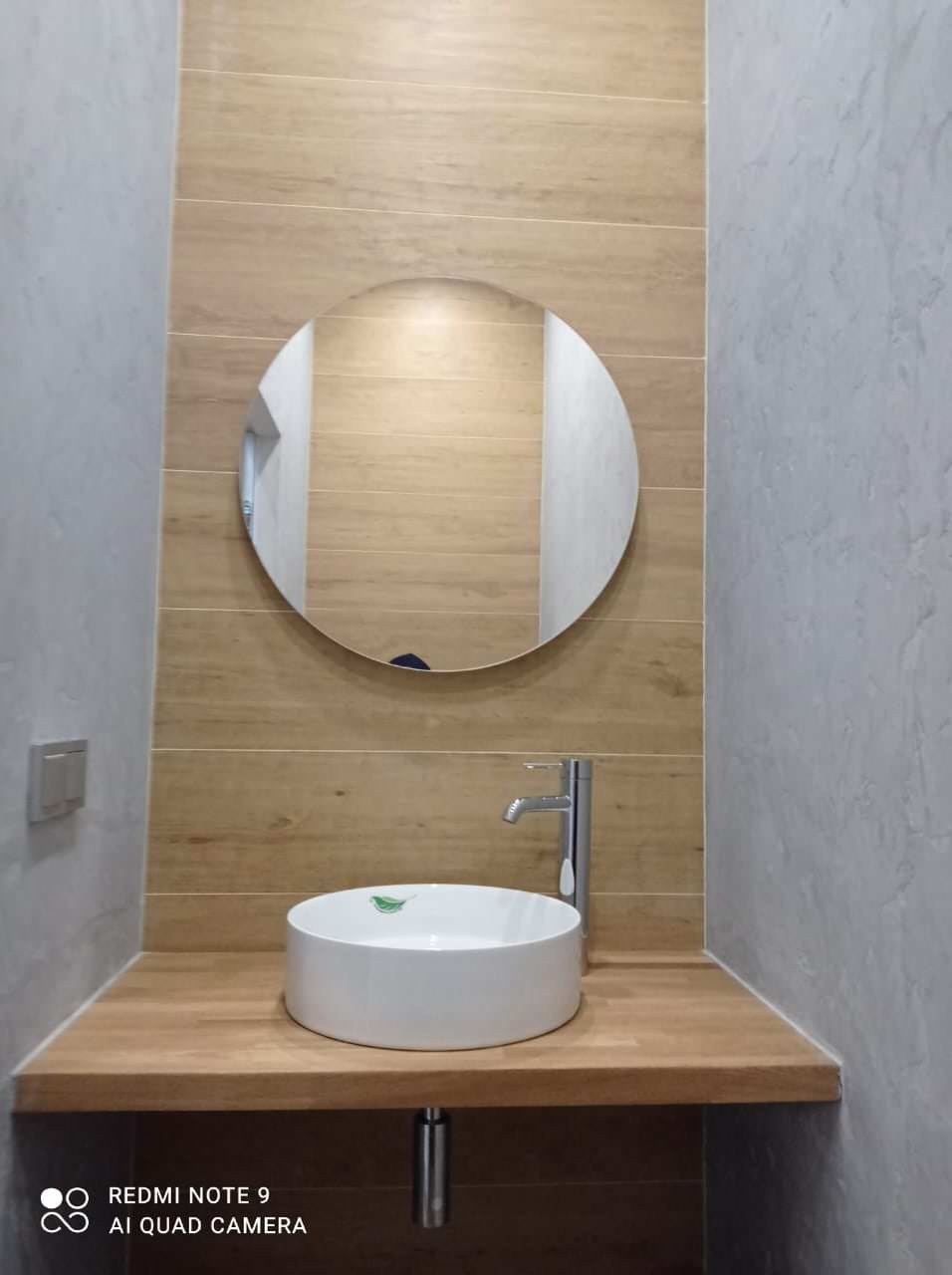 Обложка проекта: Дизайнерский ремонт офиса 45 м² с достройкой второго уровня