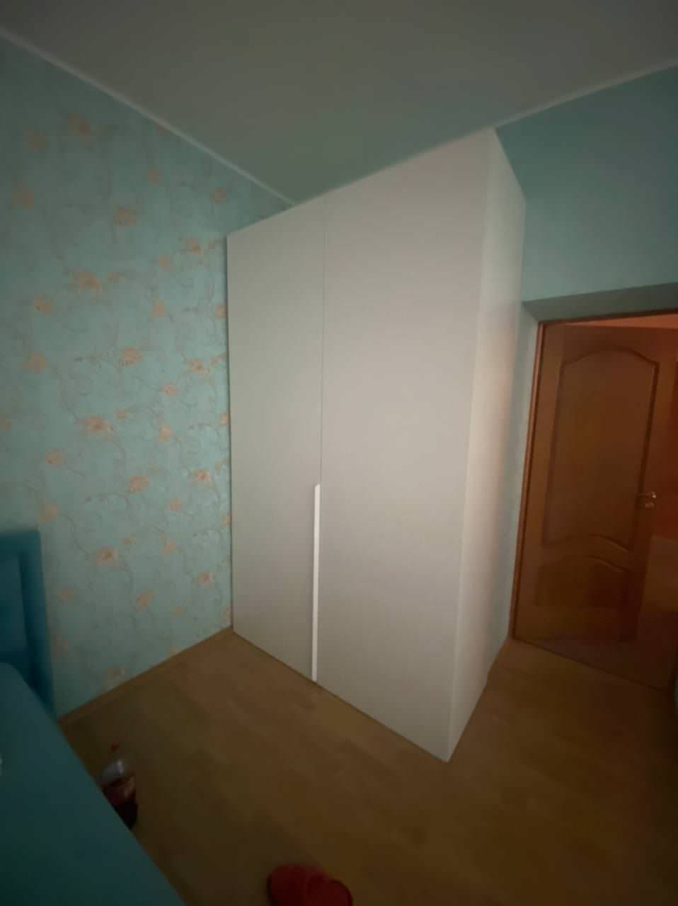 Шкафы с торцевыми ручками