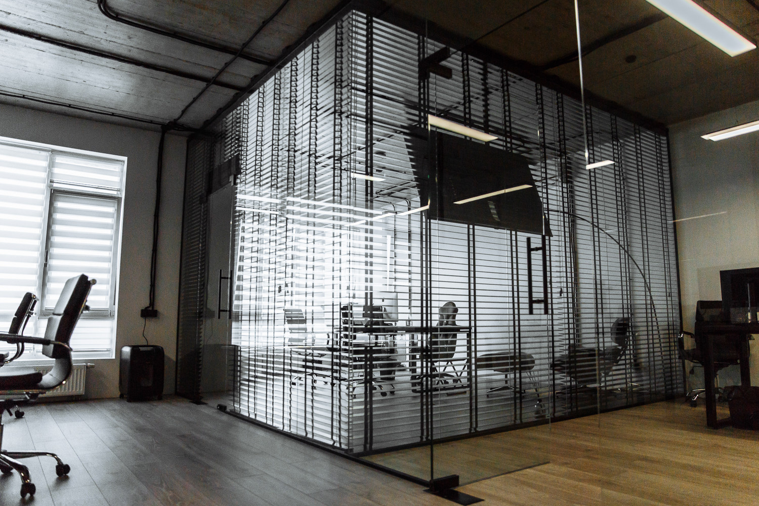 Build project. Office it company