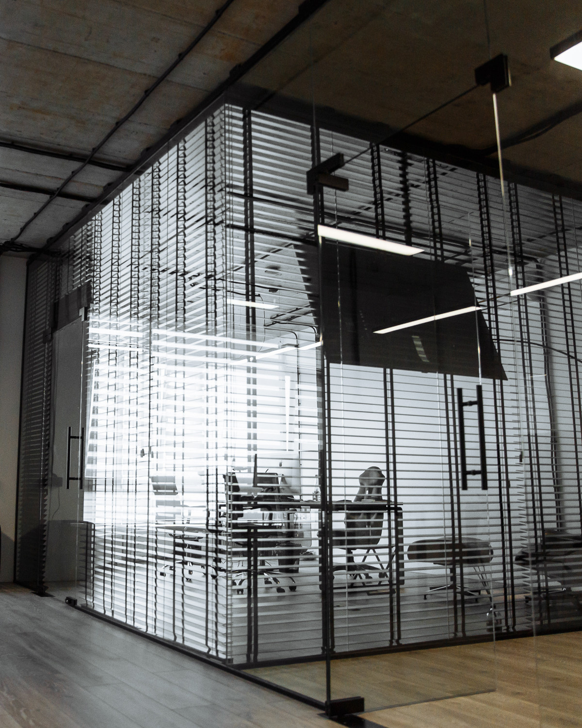 Build project. Office it company