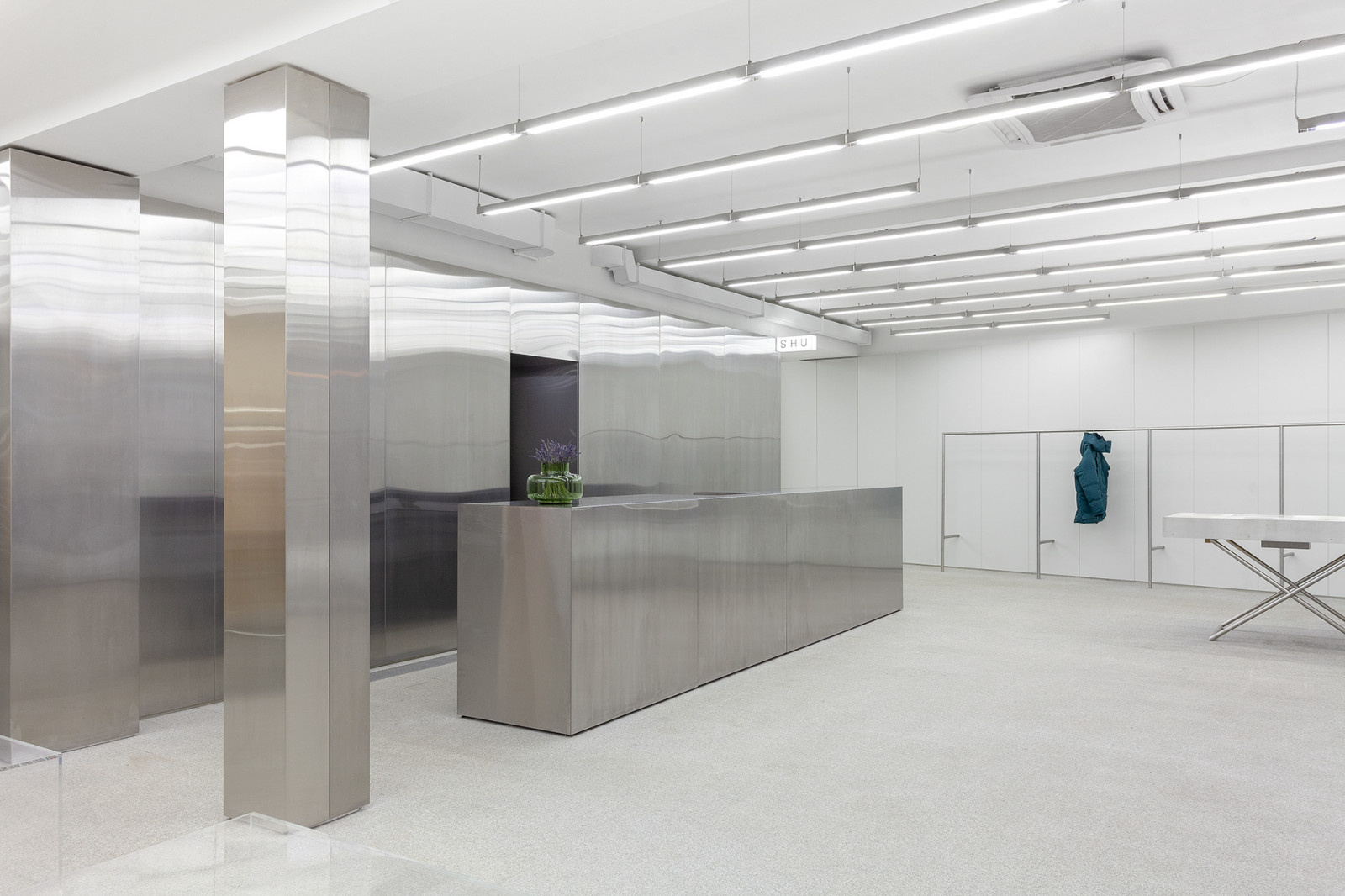 Флагманский магазин SHU в Санкт-Петербурге