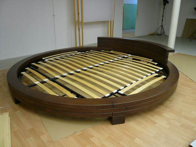 Обложка проекта: Изготовление индивидуальной кровати из массива