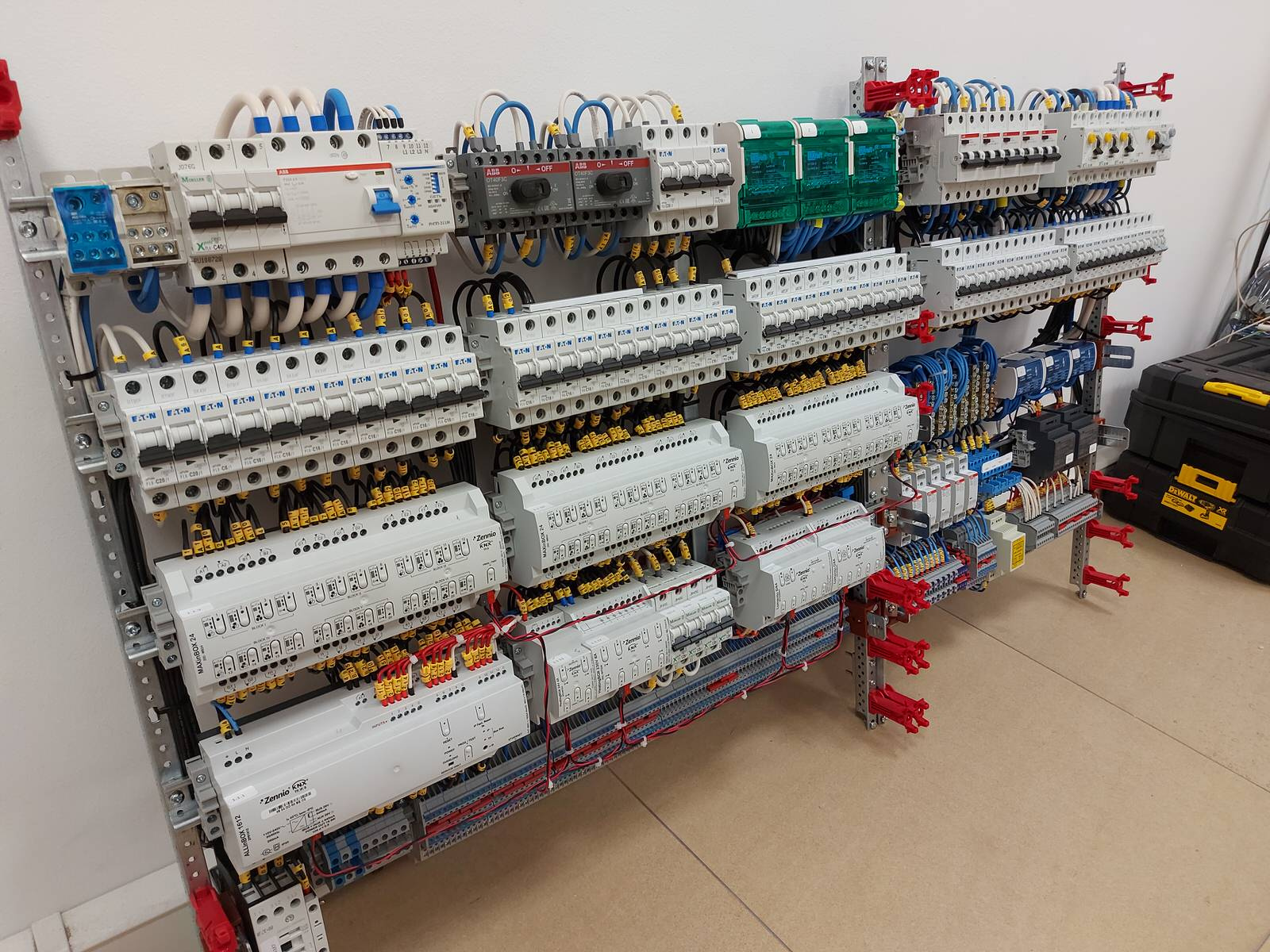 Щит автоматики