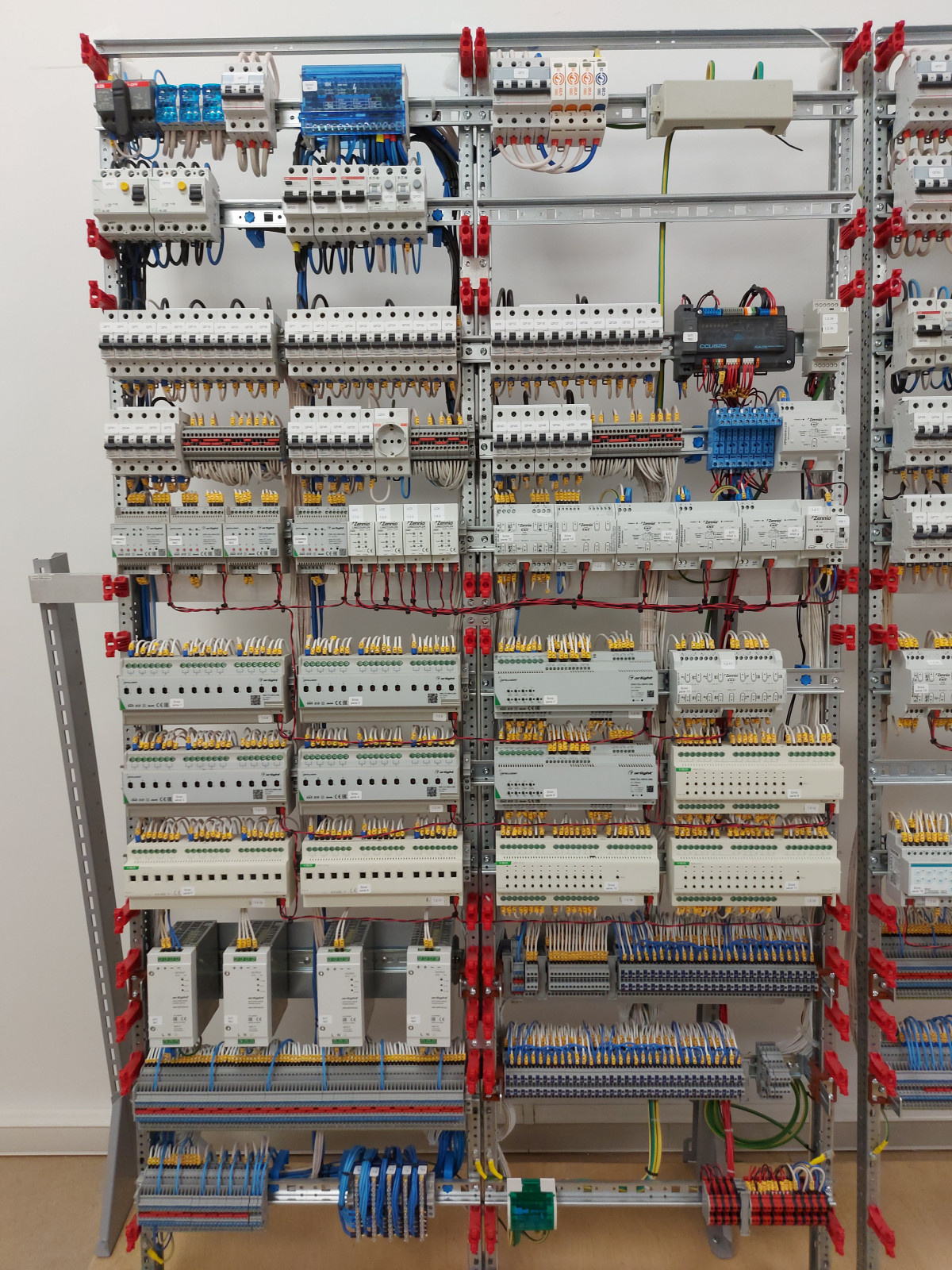 Щит автоматики 2