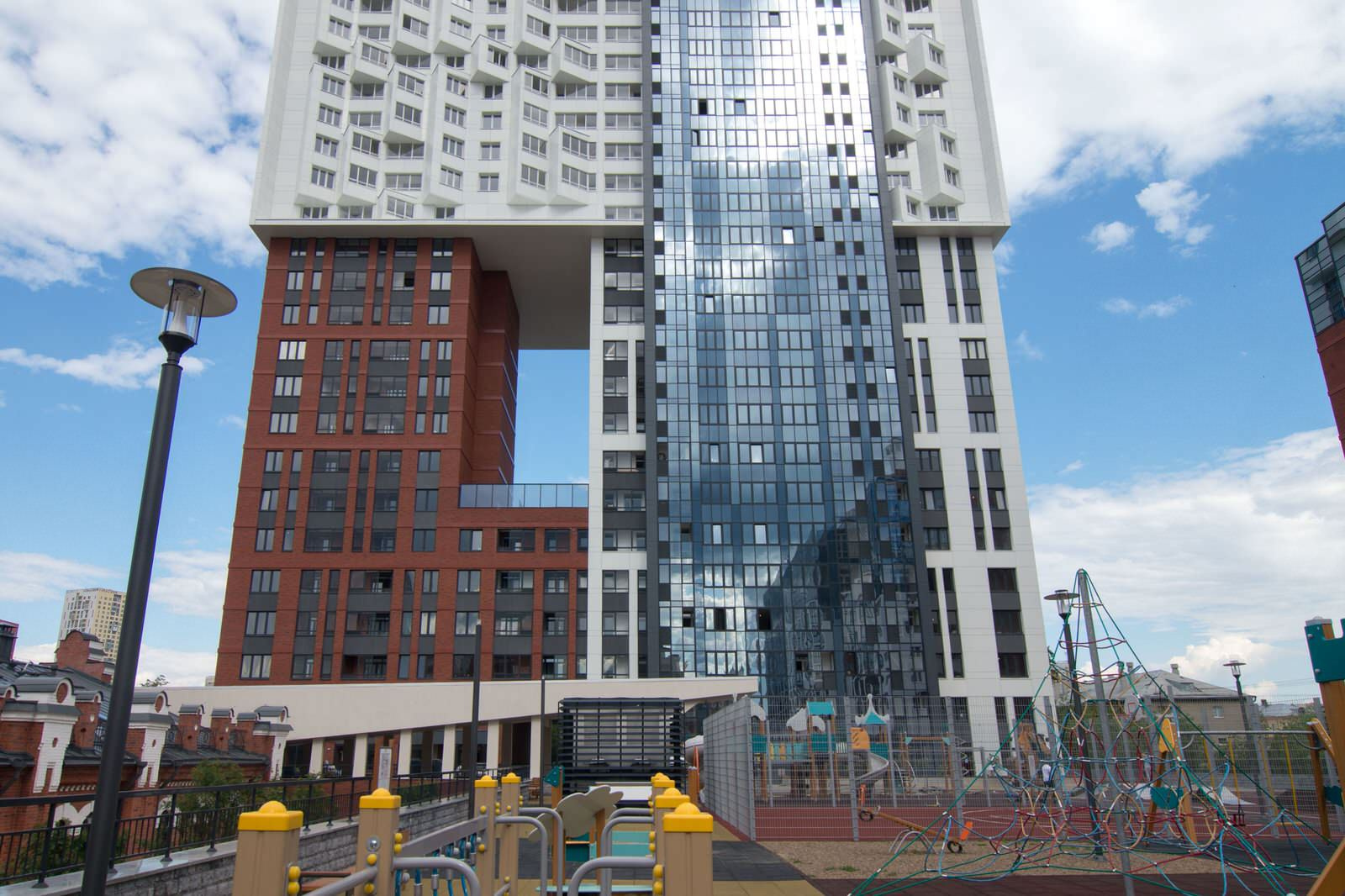 Квартира на Азина 52