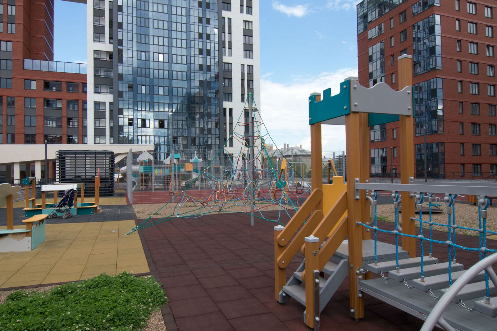 Квартира на Азина 52