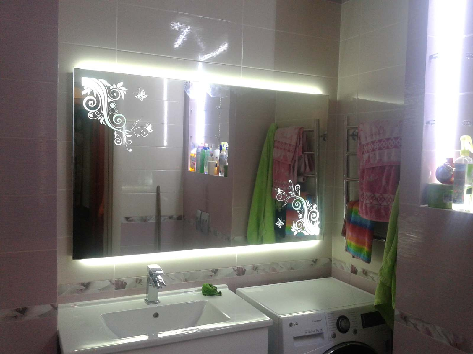 Зеркало с подсветкой