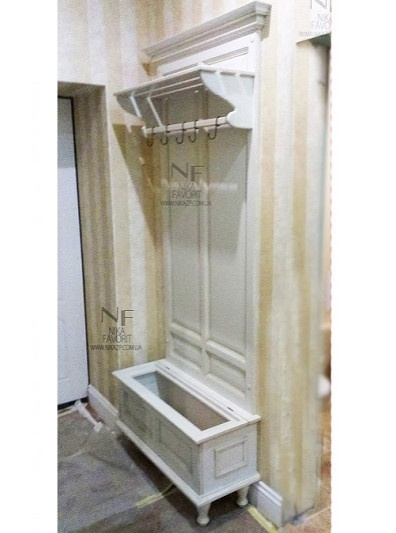 Hallway design | Wooden hallway furniture