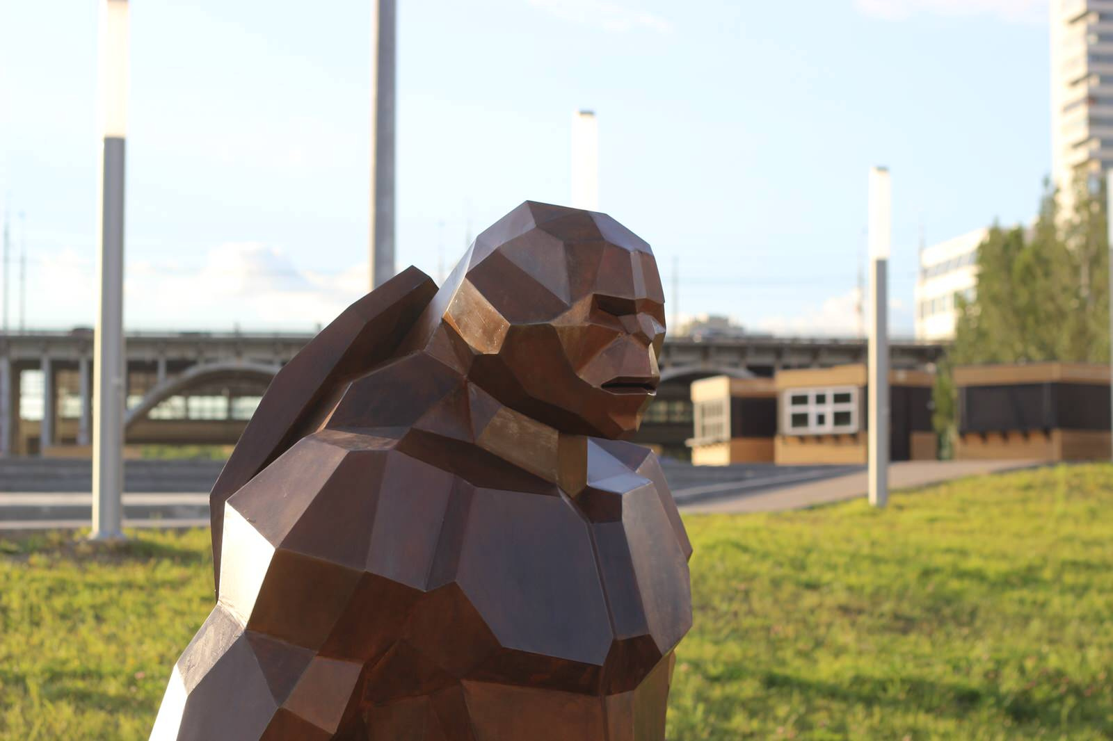 Полигональное изделие из стали Кортен