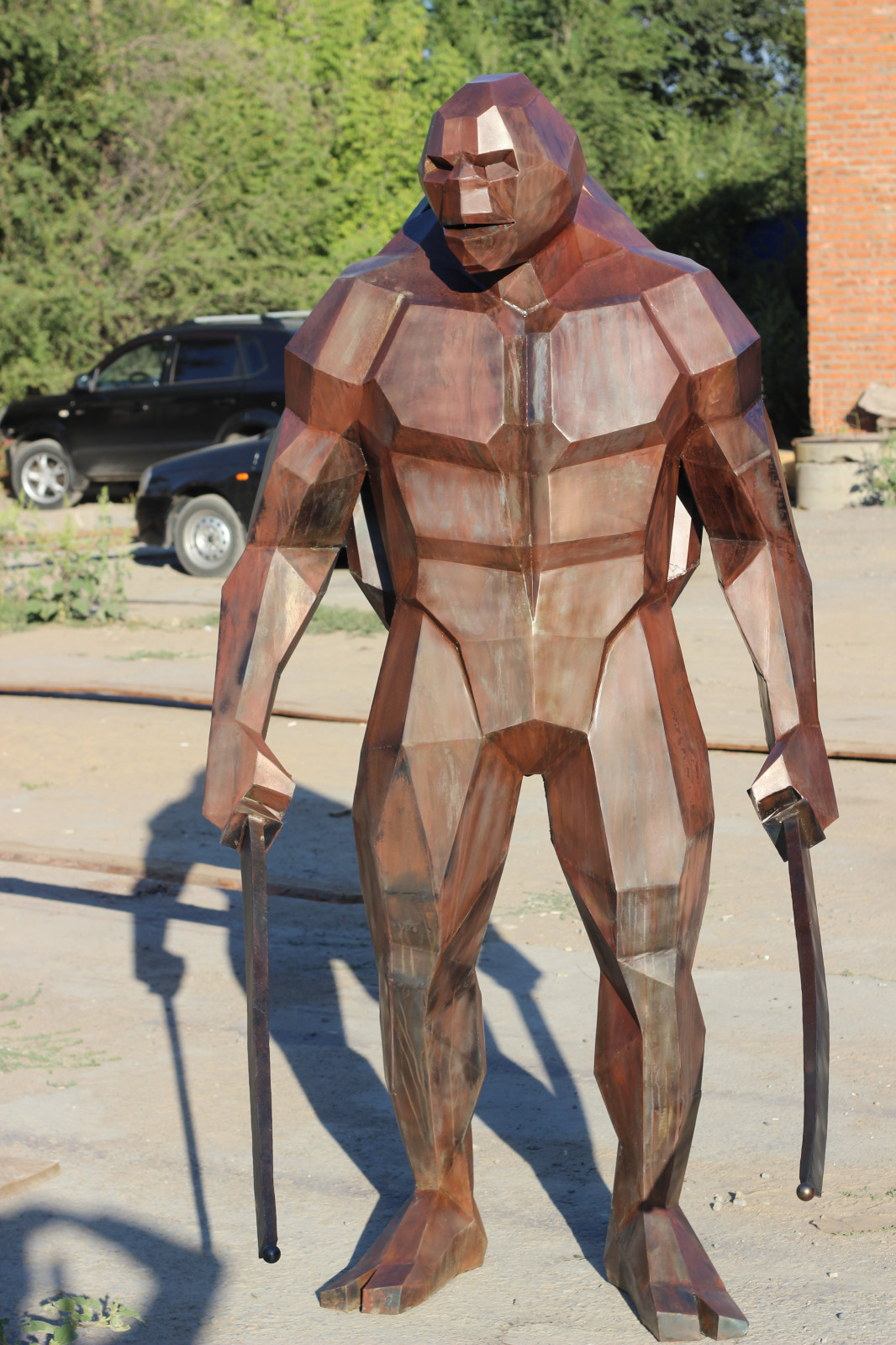 Полигональное изделие из стали Кортен