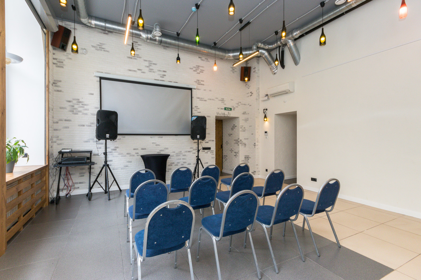 Белый лофт. Санкт-Петербург