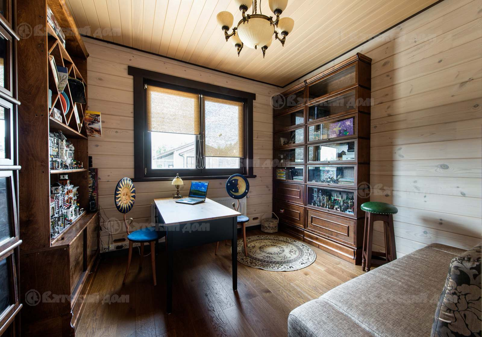 Деревянный дом из клееного бруса БК-300-75 (Вятский Дом)