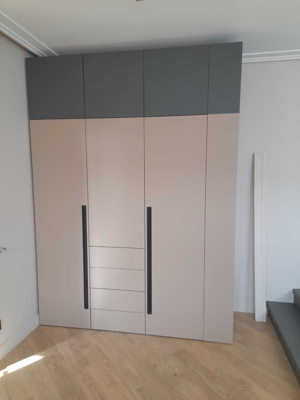 Детская с подиумом