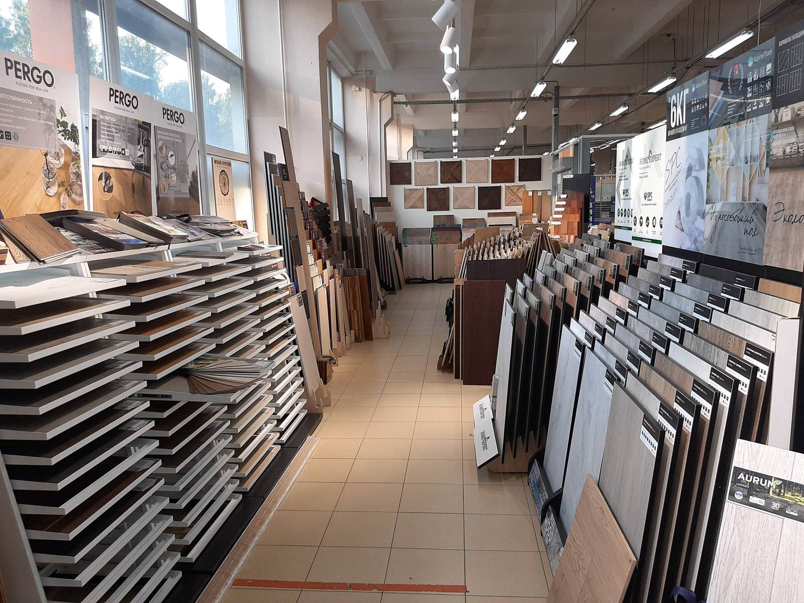 Паркет PRO в ТК "Бестужевский" СПб