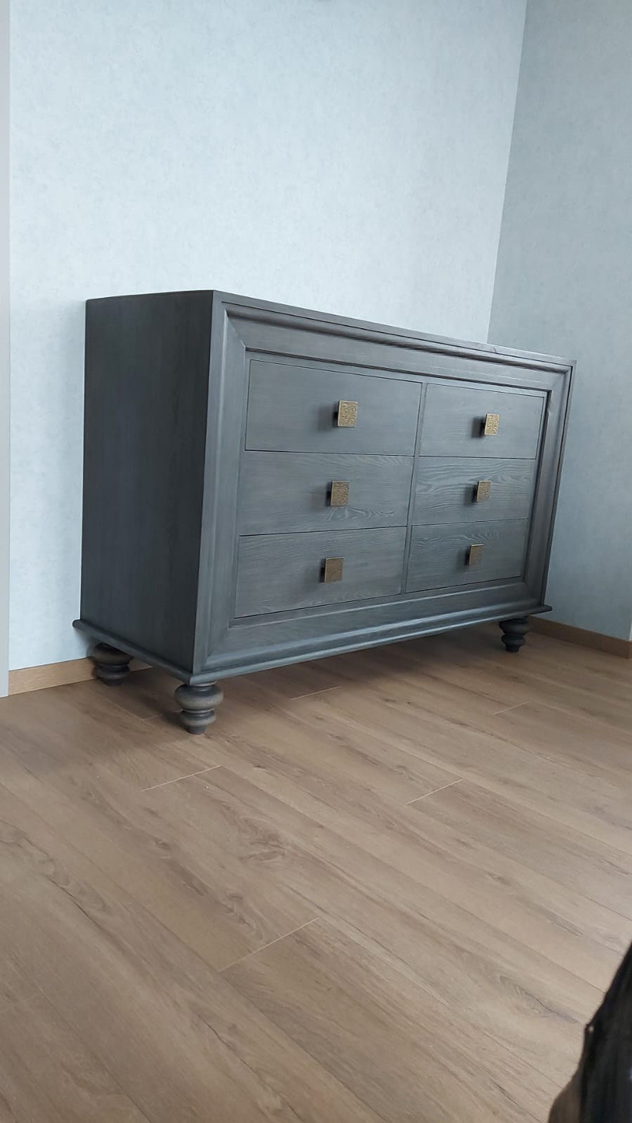 Комод из массива ясеня