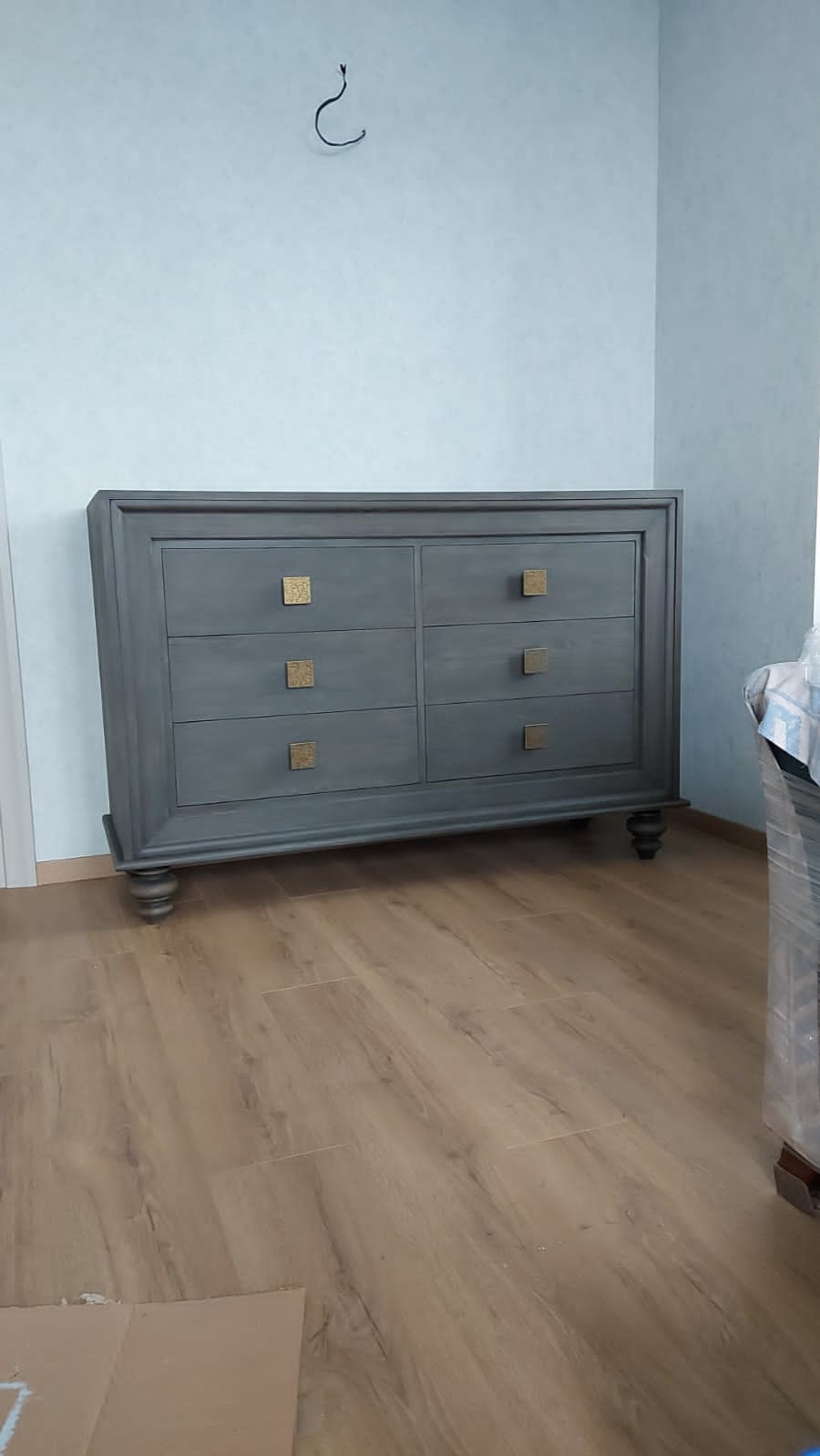 Комод из массива ясеня