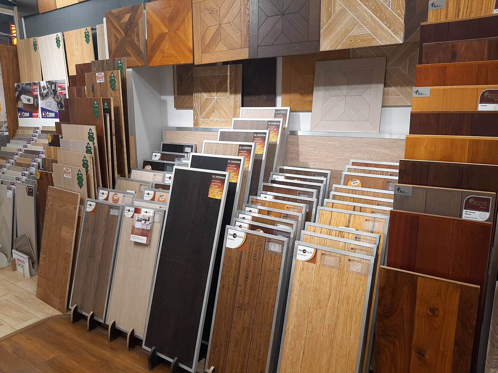 Салон Паркет PRO в ТК "Василеостровский" СПб