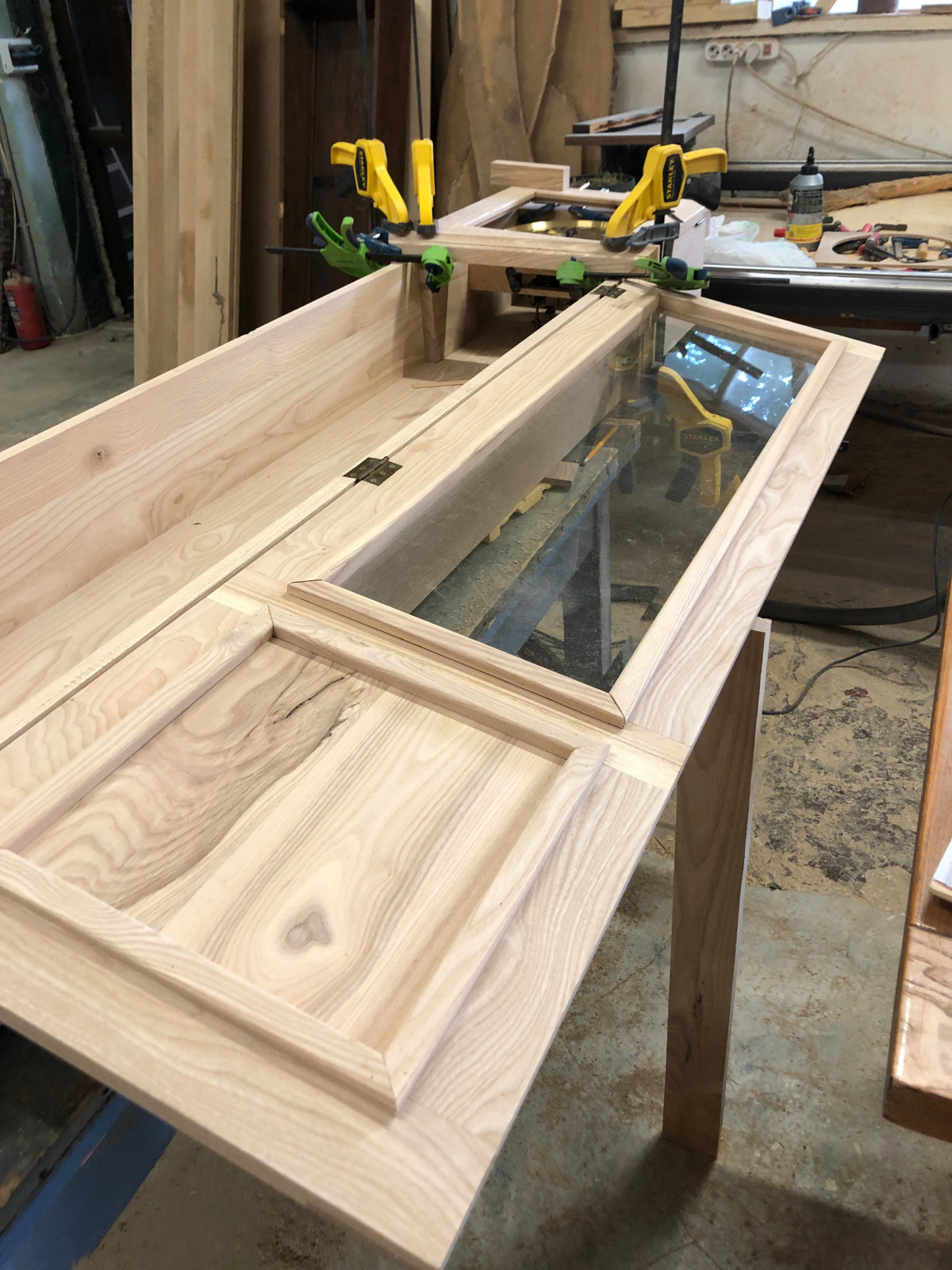 Корпус для польских часов 4-х годов из массива ясеня