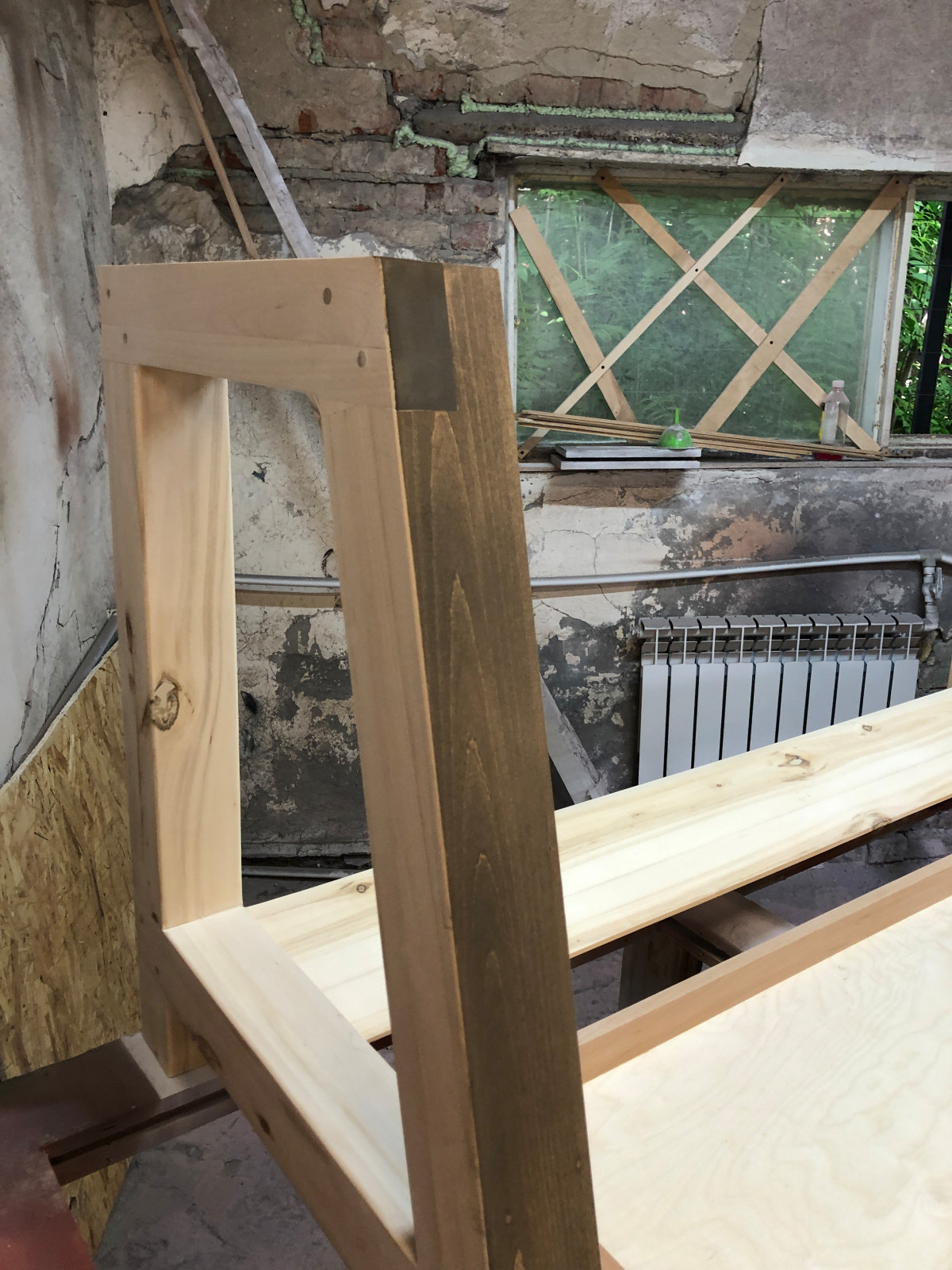 Рабочий стол из массива бука и липы