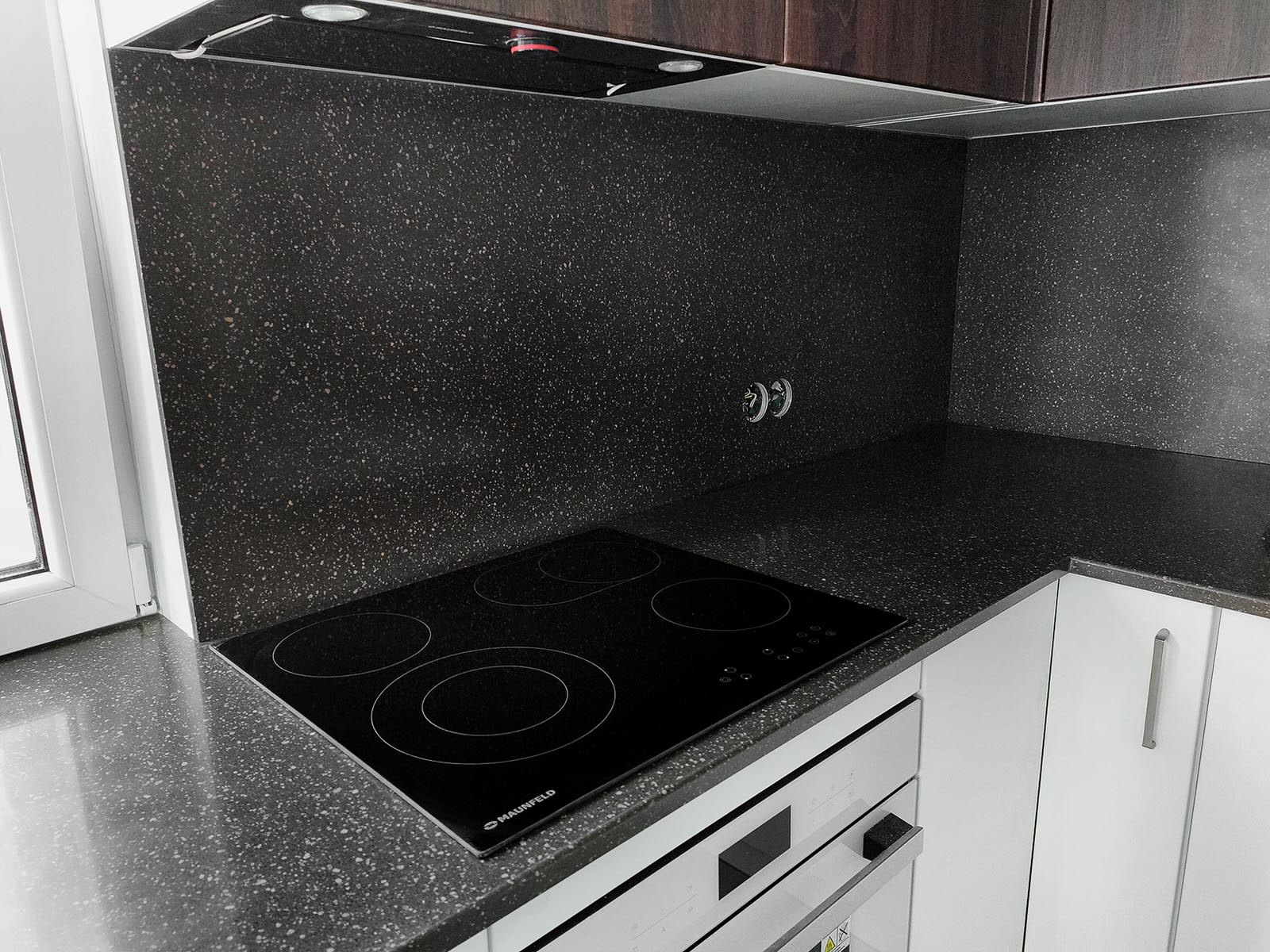 Подоконник-столешница из искусственного камня Grandex для кухни