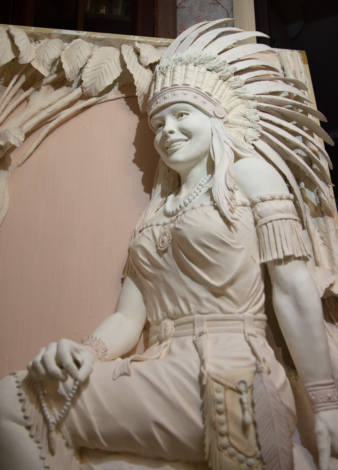 Барельеф "Индианка"