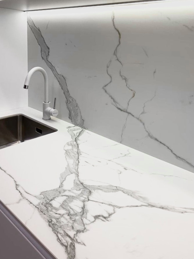 Столешница и фартук на кухню "Вима"