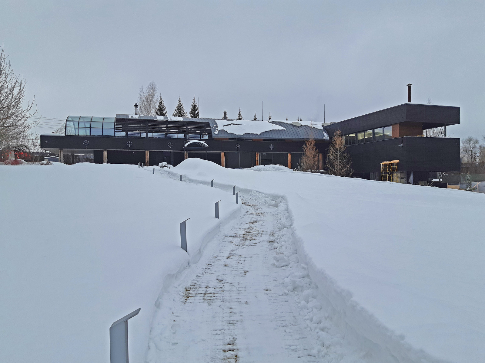 Реконструкция консоли над бассейном