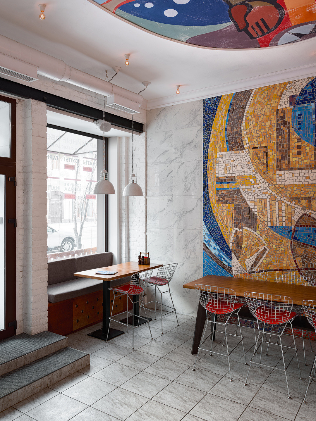 Кафе «Уголёк». Красноярск, проспект Мира, 74