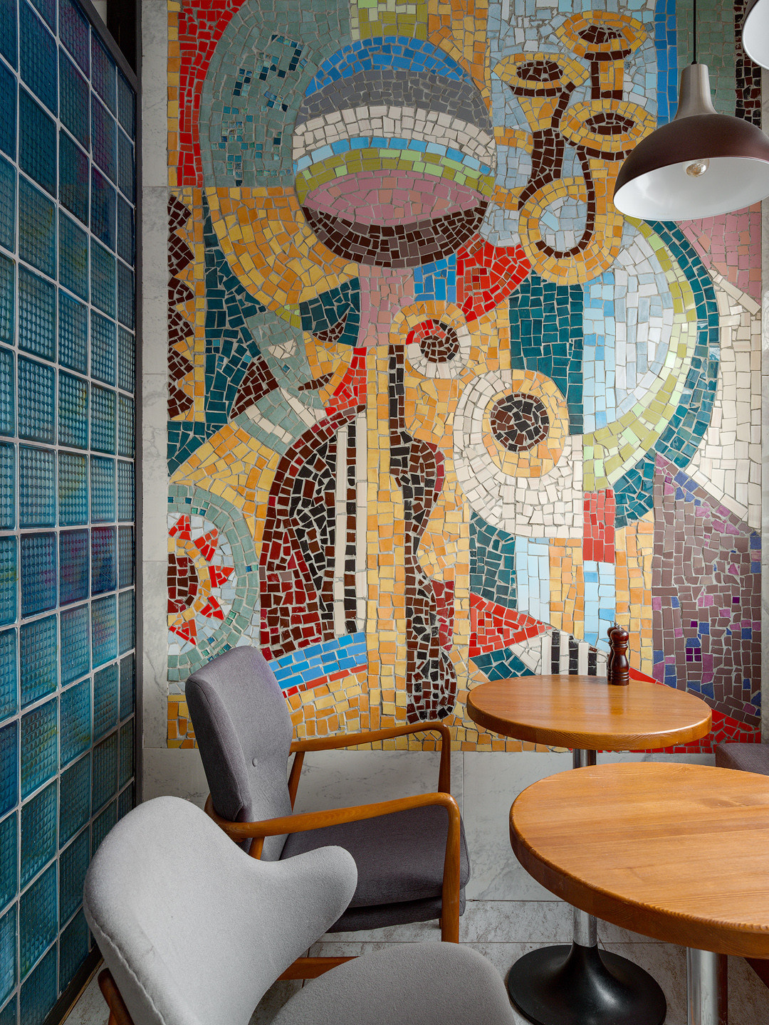 Кафе «Уголёк». Красноярск, проспект Мира, 74