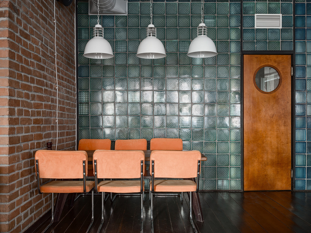 Кафе «Уголёк». Красноярск, проспект Мира, 74