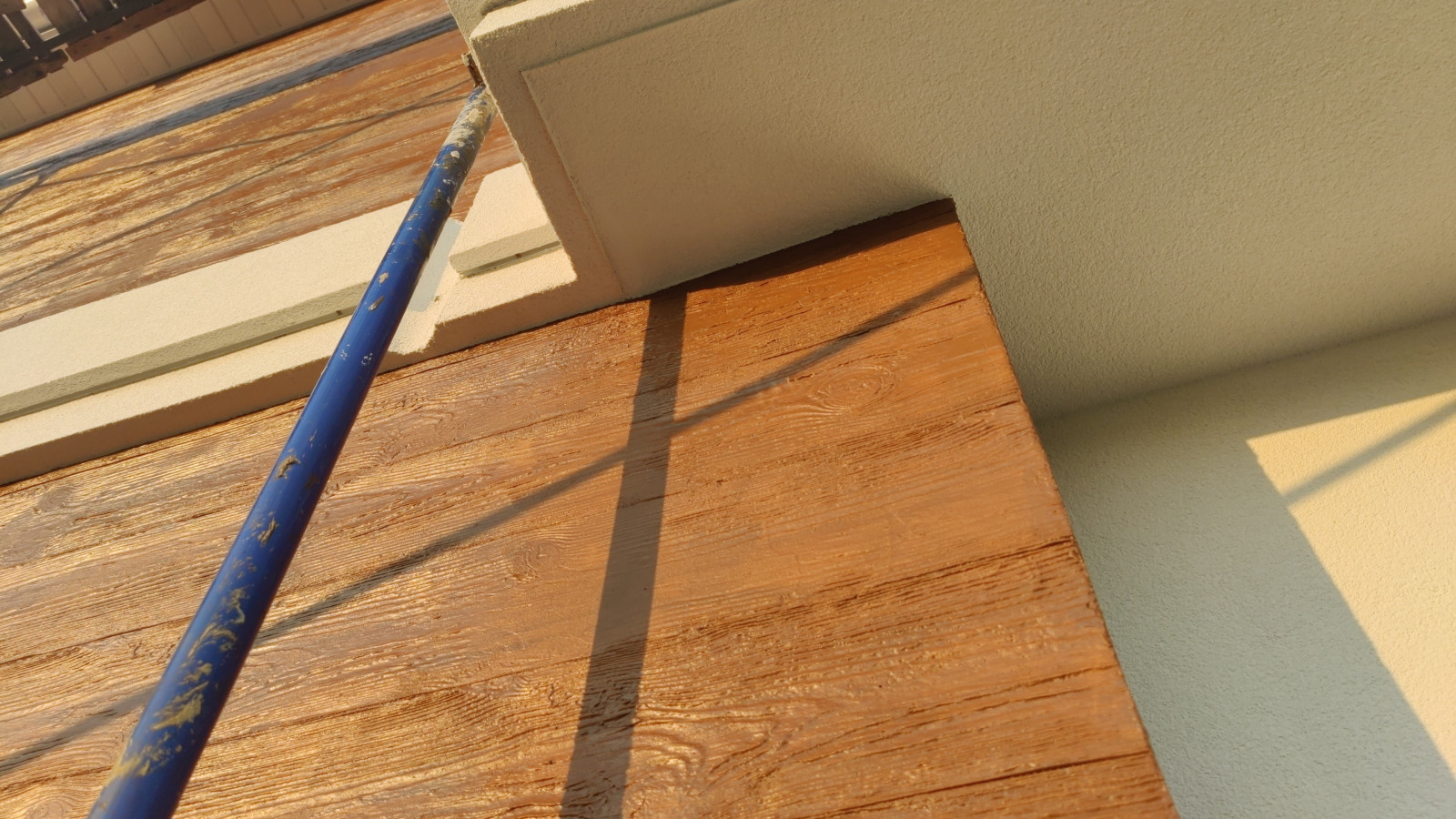 Декоративная штукатурка имитирует фактуру Дерево Visage Ceresit, газобетон и ППС