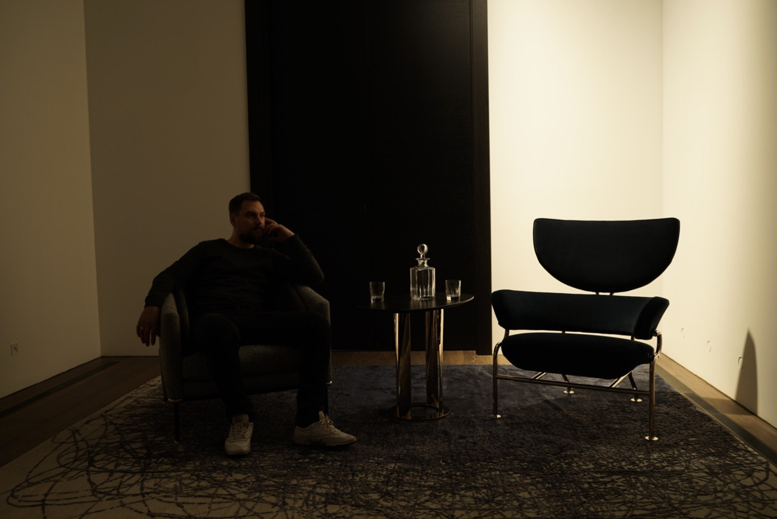 автоматизация освещения в салоне Krassky