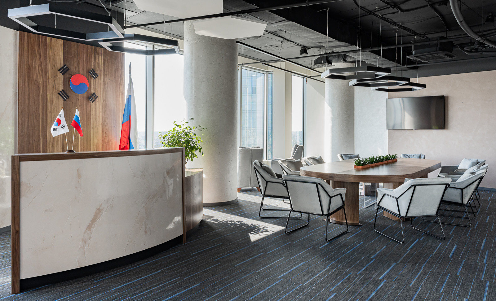 Реализация мебели в офис «Ельцин Центр»