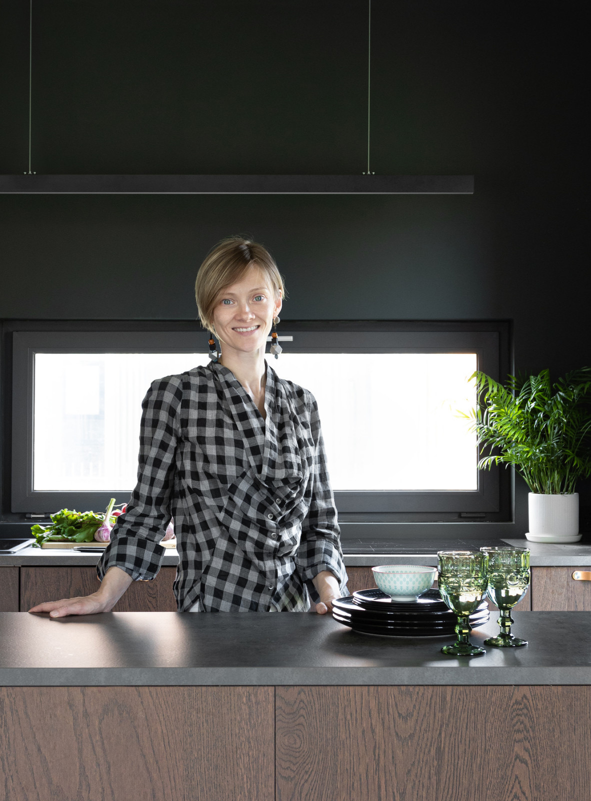 Дом в Подмосковье 137 м2 с темными стенами