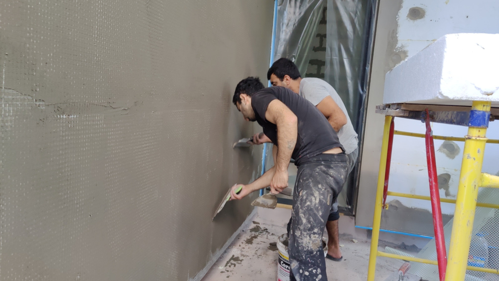 Утепление фасадов газобетонного дома, имитация дерева, камень и плитка