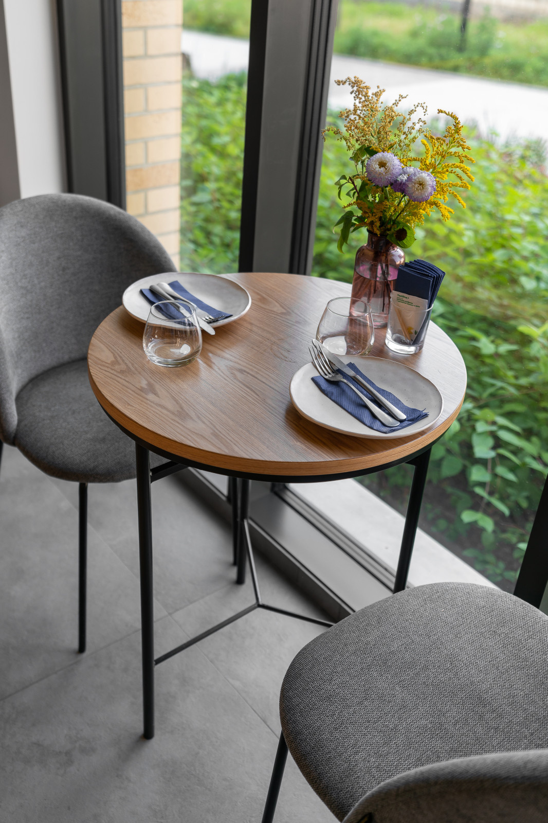 Обложка проекта: QUINCE