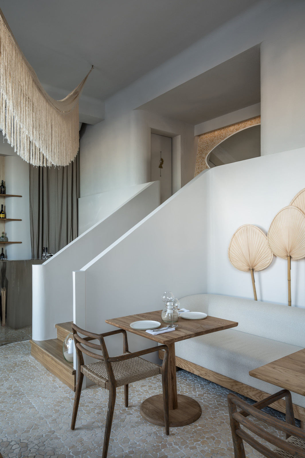 neo bistro MARTINEZ/MIRAMAR