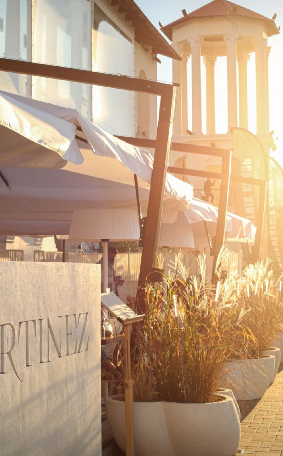 neo bistro MARTINEZ/MIRAMAR