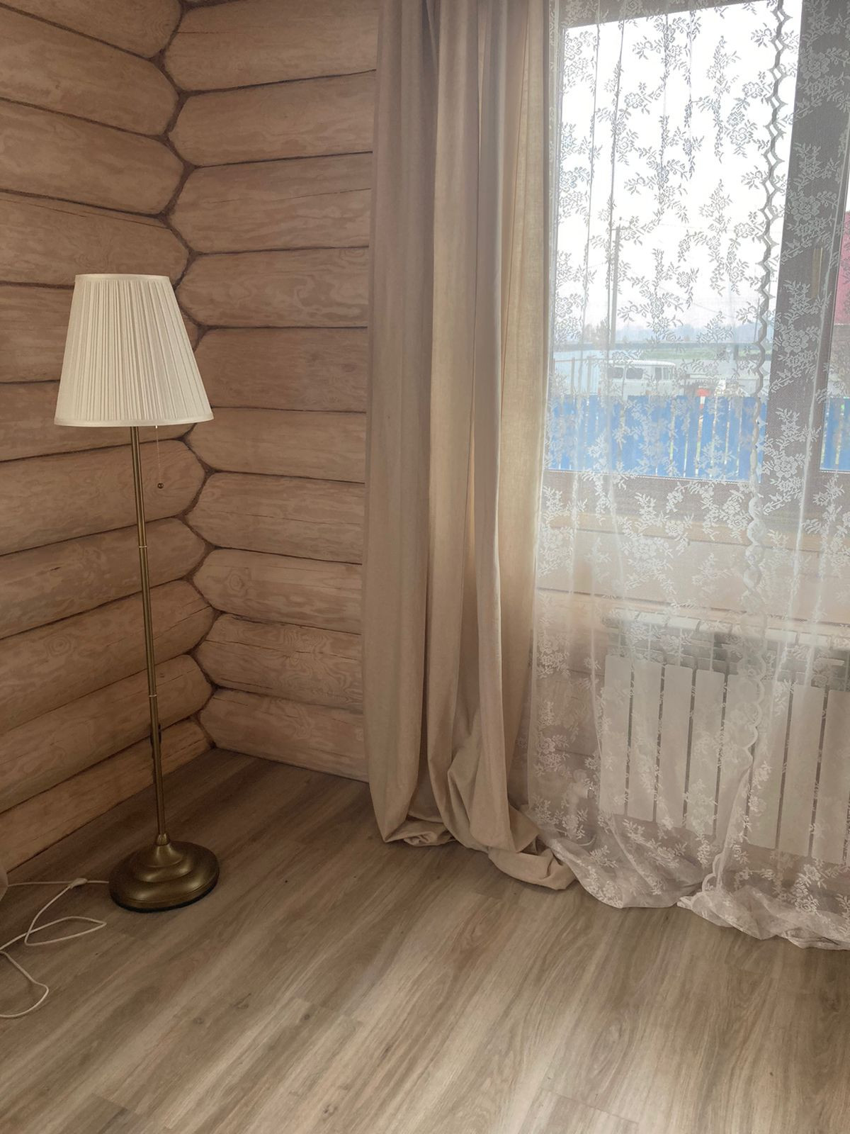 Обложка проекта: Уютный деревенский домик