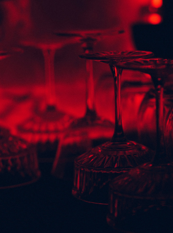 Бар Виновник