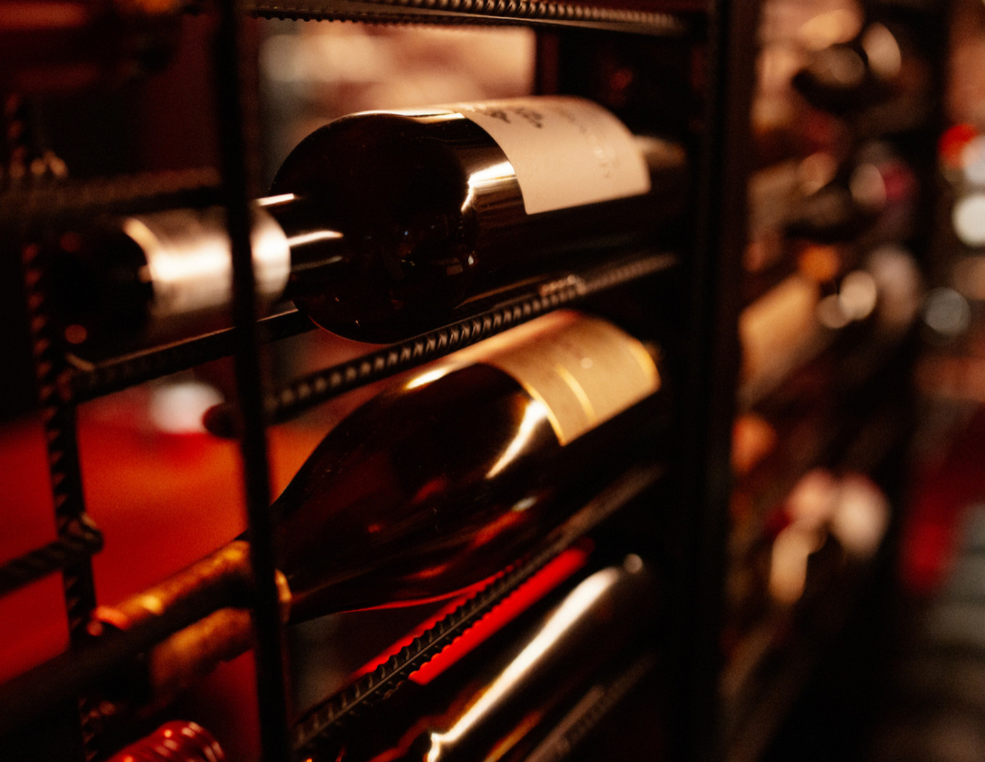 Бар Виновник