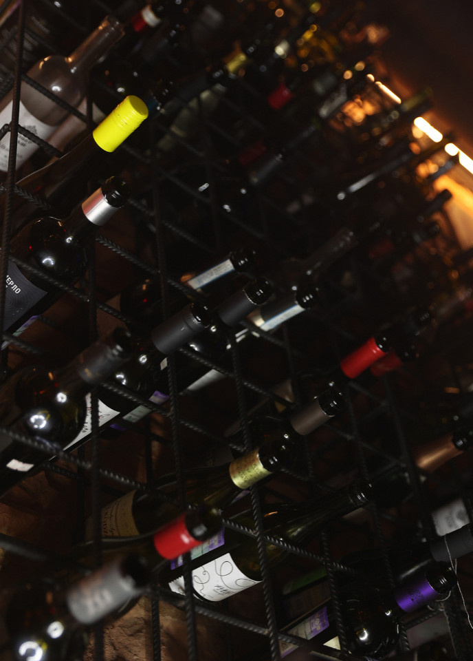 Бар Виновник