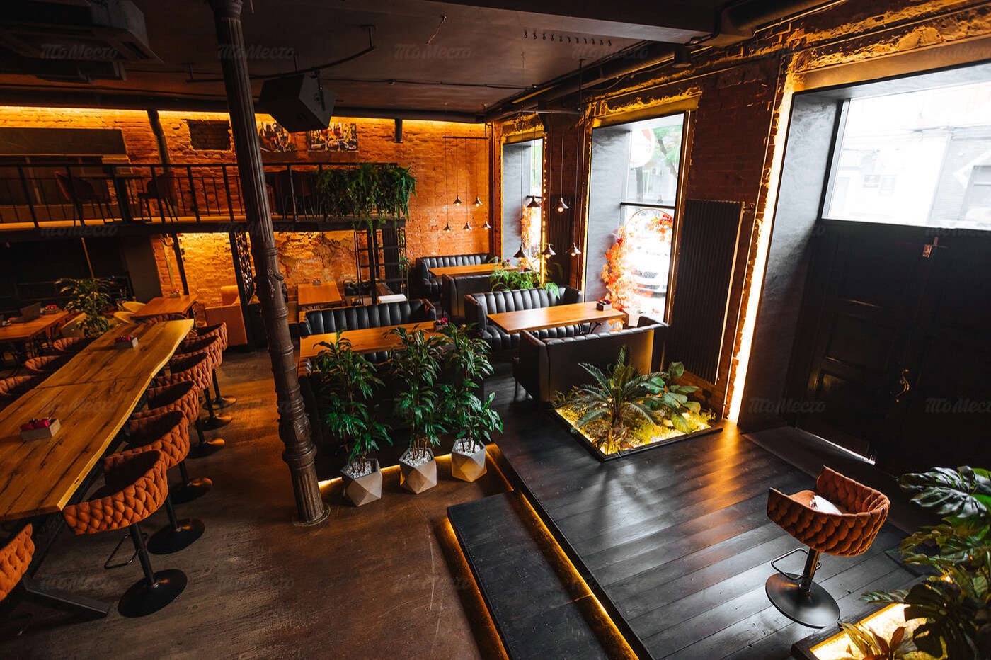 Бар Виновник