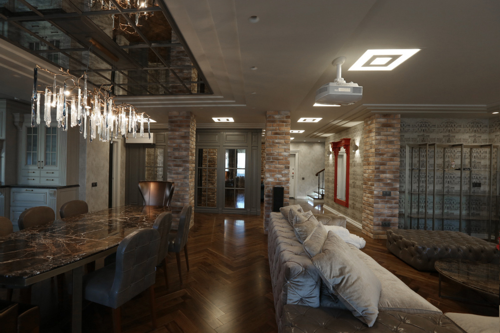 Путешествие по старому городу.