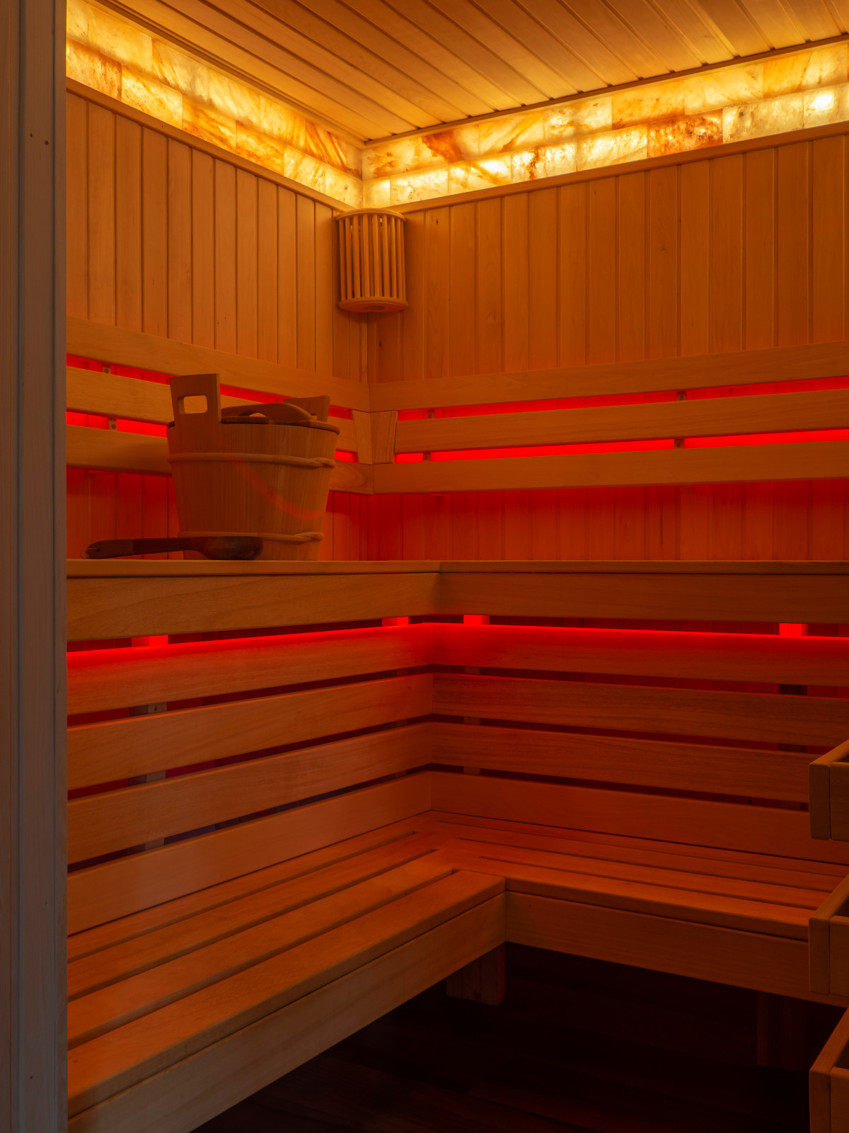 Банный домик с бассейном (фото)