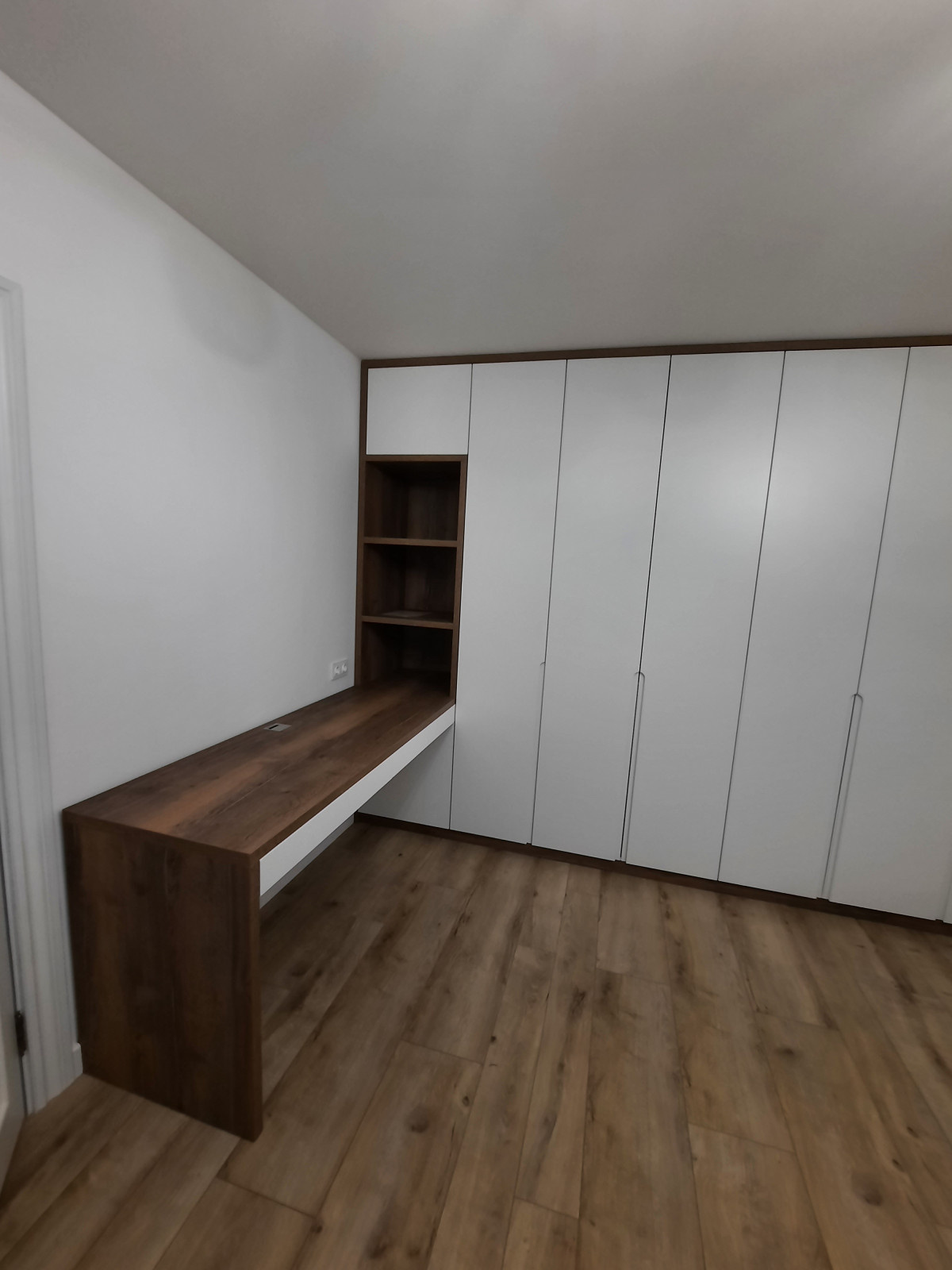 Шкаф в ЖК "KleinHouse"