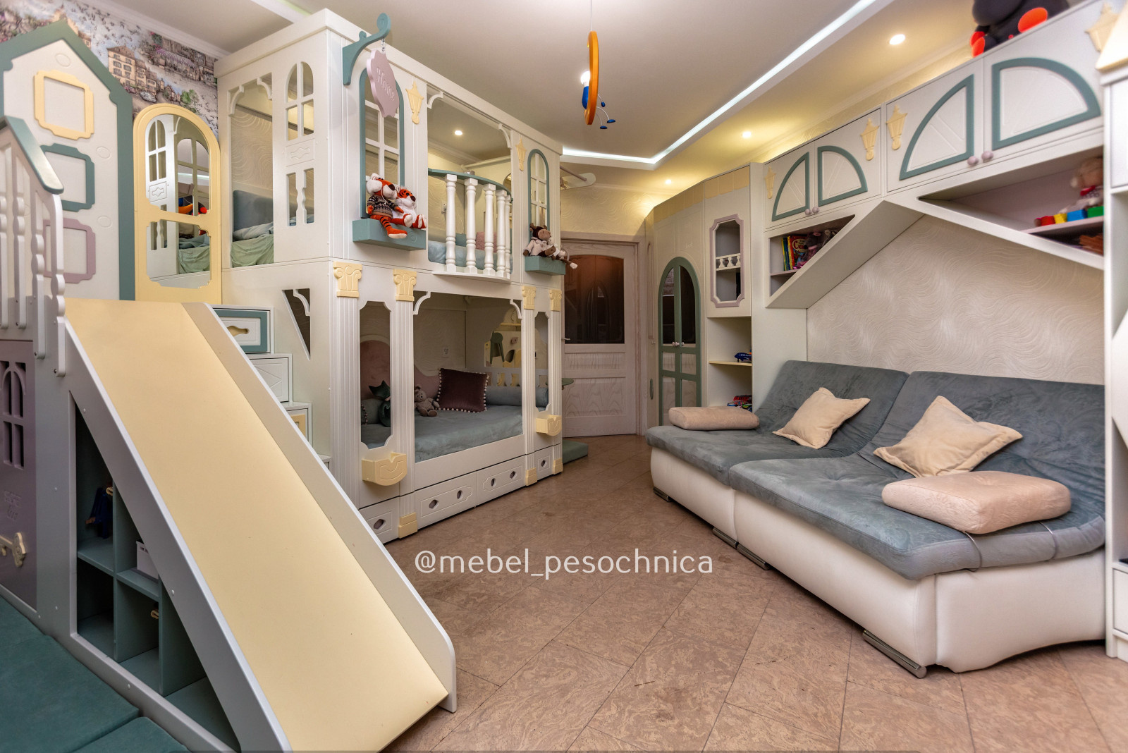 Детская комната в стиле Алиса