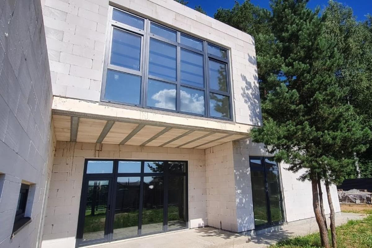 ЗАГОРОДНЫЙ ДОМ. КОМПЛЕКСНОЕ ОСТЕКЛЕНИЕ